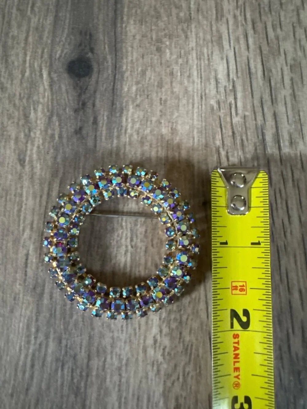 Aurora Borealis Rhinestone Circle Wreath Brooch 2